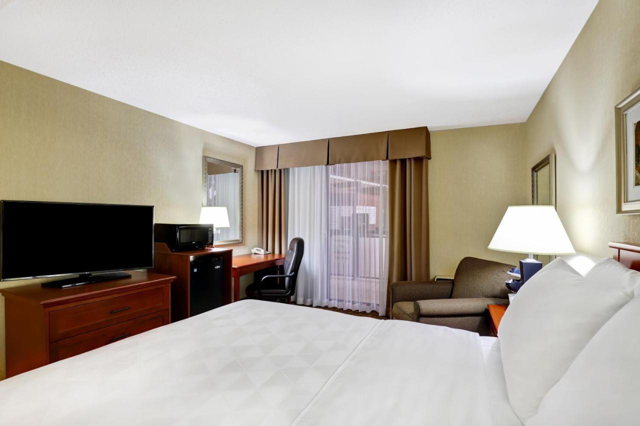 Holiday Inn Guelph Hotel & Conference Centre, An Ihg Hotel Exterior foto